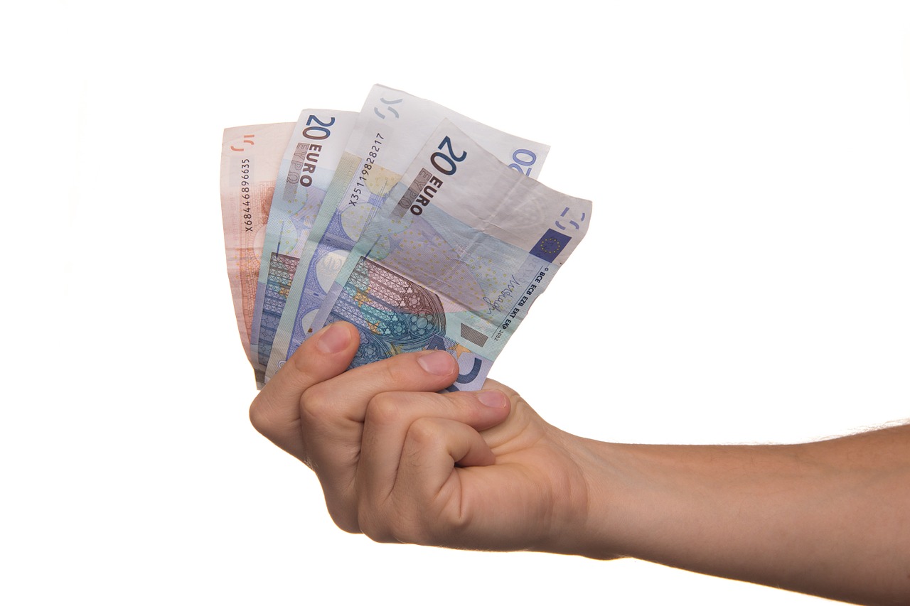 pagos efectivo 1000 euros